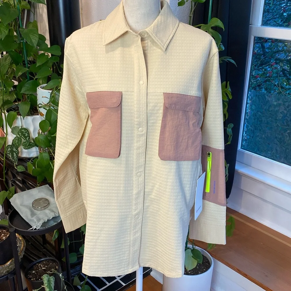 EDIT Lululemon Grid Fleece Hiking Overshirt - Size 6 - NWT - Picture 2 of 11